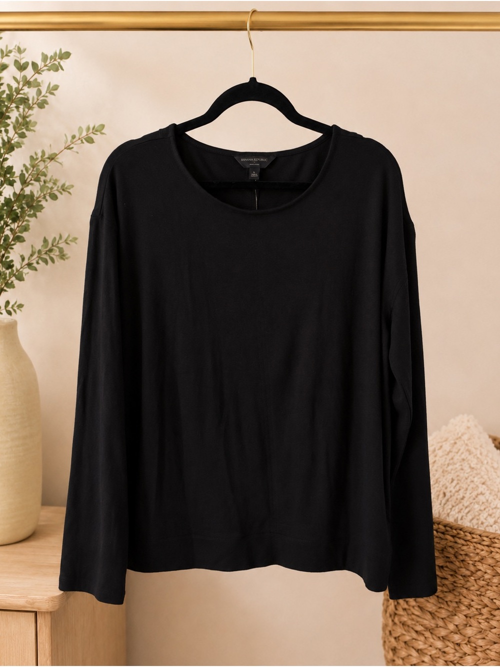 NWT Banana Republic Soft Luxe Black Long Sleeve Top L